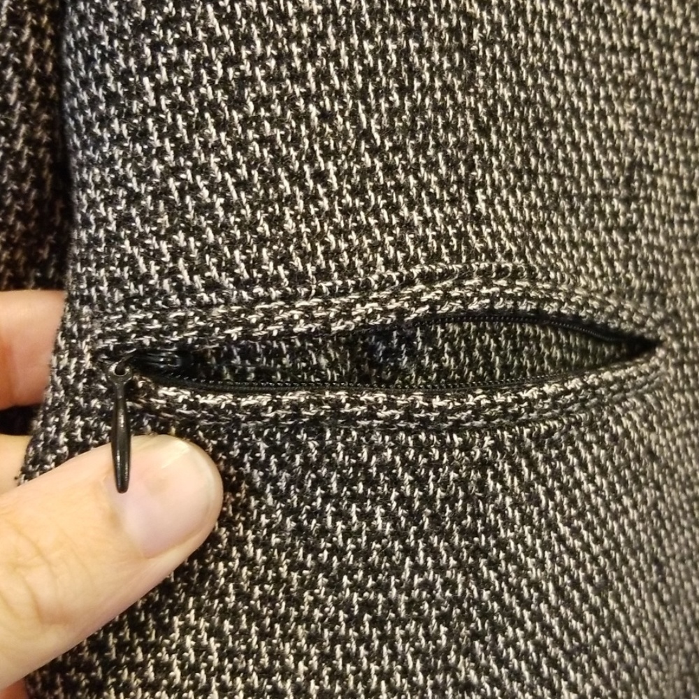 Larry Levine Sz 12P Blazer with Cool Cross Detail - Picture 3 of 5
